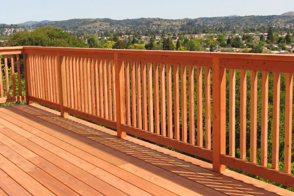 Deck Construction Material Choices