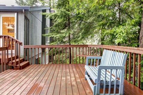 Deck Builders Give Tips on How to Choose the Best Type of Wood