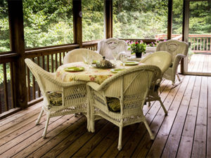 Keep Guests Warm when Entertaining Outside this Winter &#8211; Tips from Montclair’s Trusted Deck Contractors