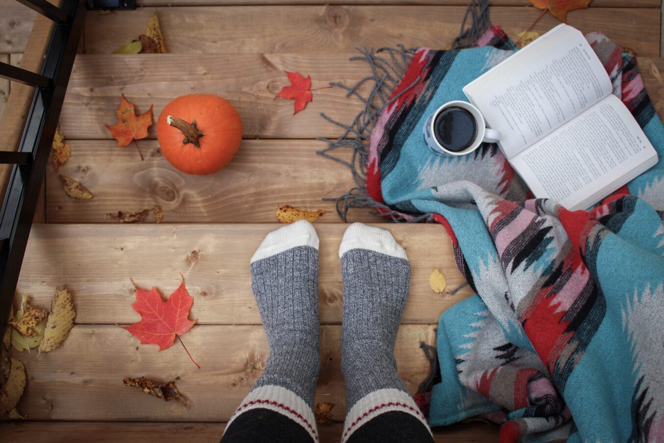 Seasonal Deck Maintenance Tips &#8211; Enjoy the Beauty of Fall Outdoors
